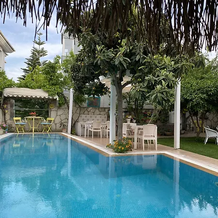 Hotel Sari Kosk Butik *