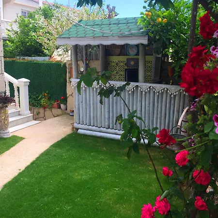 Hotel Sari Kosk Butik Alaçatı