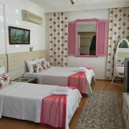 Hotel Sari Kosk Butik Alaçatı