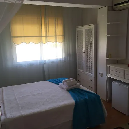 מלון Sari Kosk Butik אלאקאטי