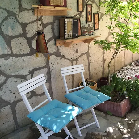 Sari Kosk Butik אלאקאטי