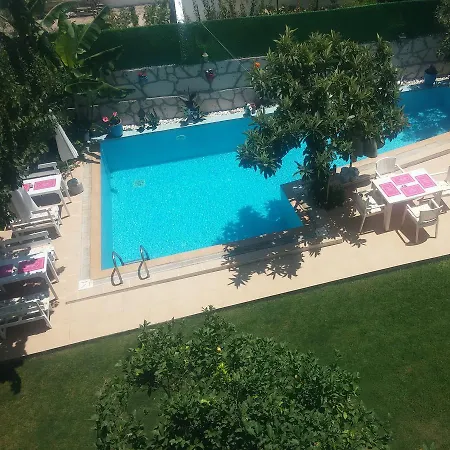 מלון Sari Kosk Butik *