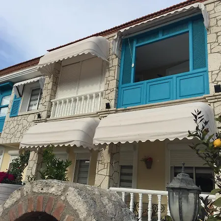 Sari Kosk Butik Alacati